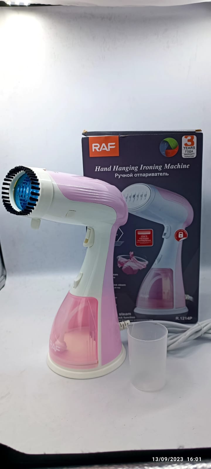Portable Handheld Garment Steamer - 15s Fast Heat-Up Steam Iron with Auto Shut-Off